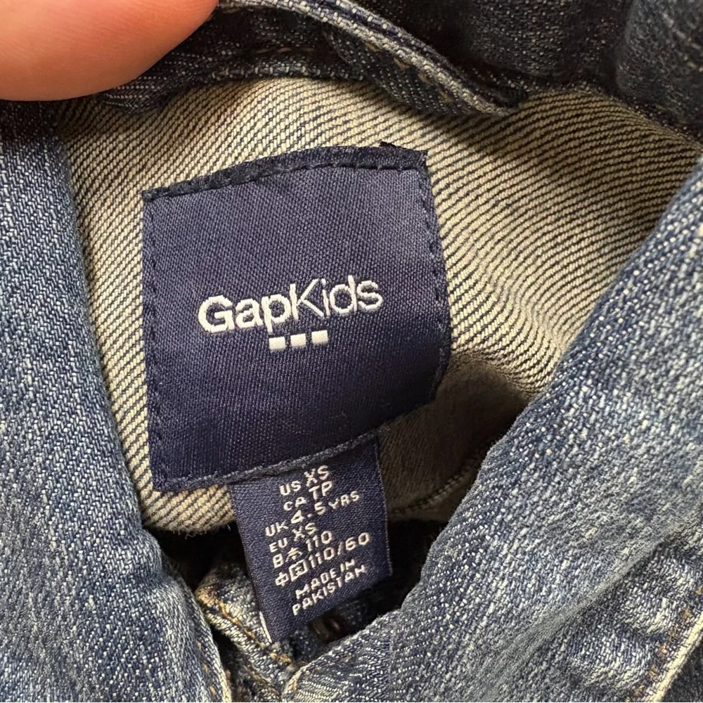 Gap Kids Dark Wash Icon Denim Jacket Girls Size XS 4/5
